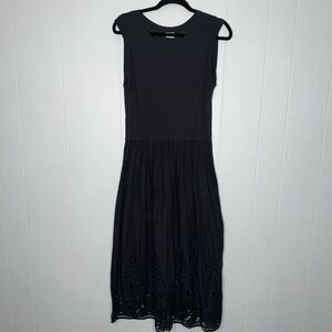 Good Hart Women’s Embroidered Eyelet Midi Dress Black Size Small